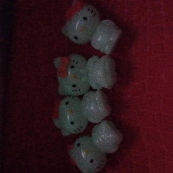 Limited Edition Sanrio Egg Surprise! Army of Hello Kittys - Picture 11 of 16